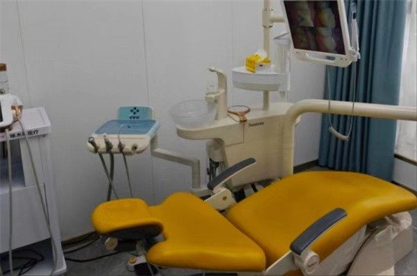 深圳爾匯德鄰口腔門診部環境圖4